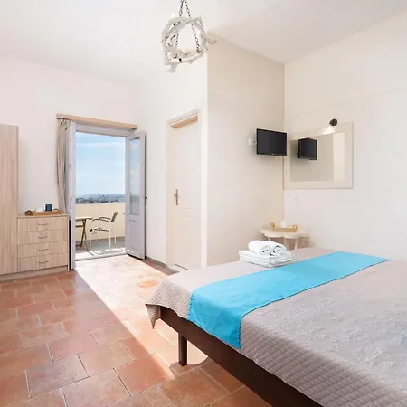 Kapeli Suites Michalis فيلة Emporio (Santorini)