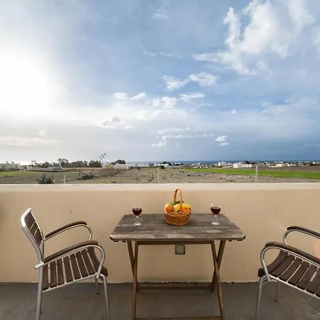 فيلة Kapeli Suites Michalis *