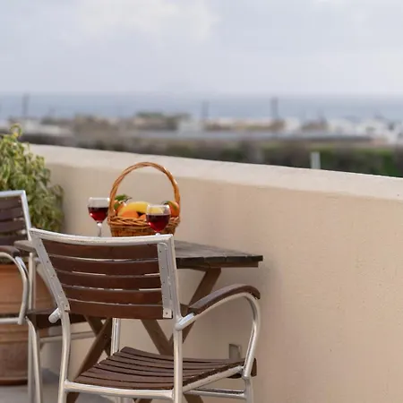 Kapeli Suites Michalis *
